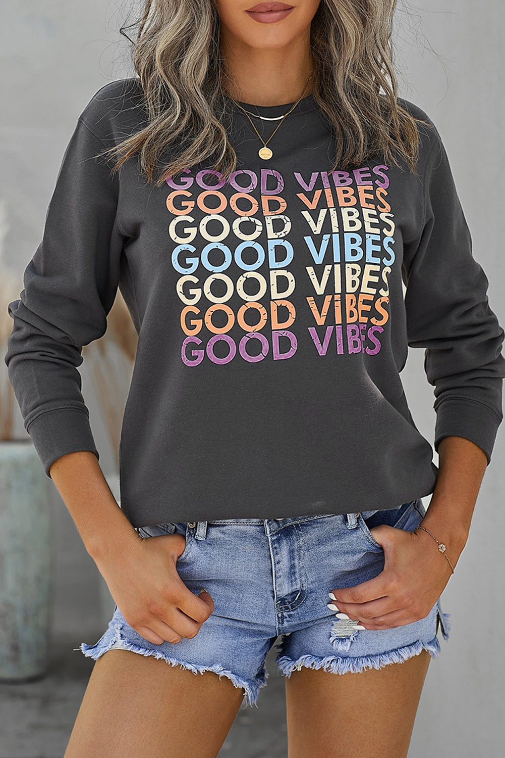 GOOD VIBES Graphic Sweatshirt